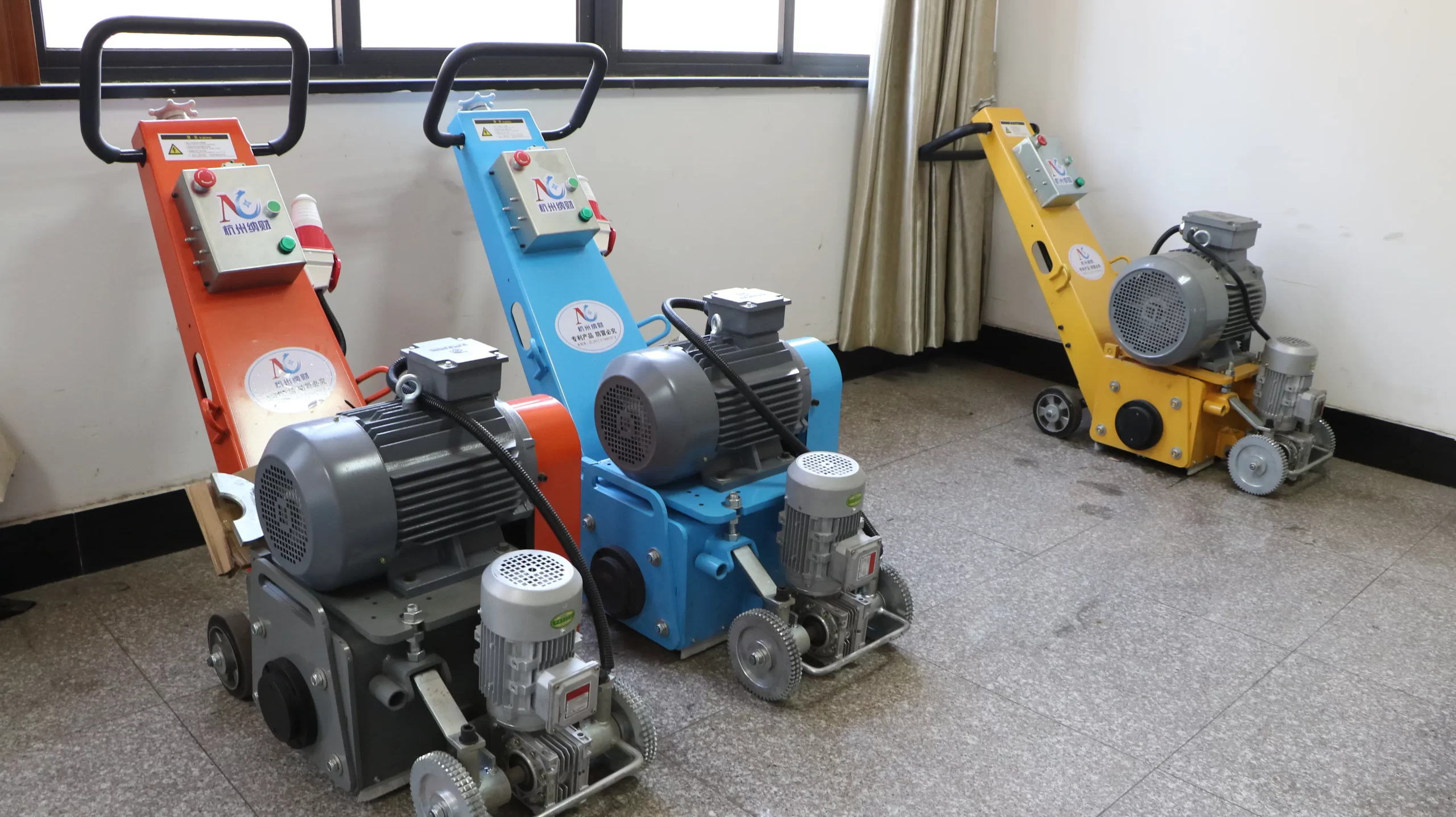 300 self-propelled milling machine