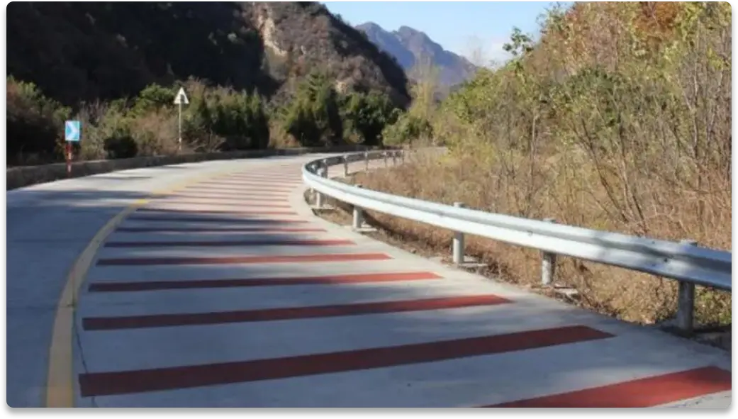 Colored non-slip pavement 04