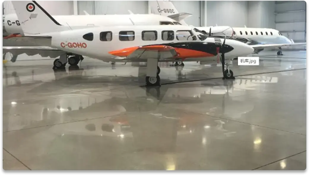 Concrete color toughened floor 01