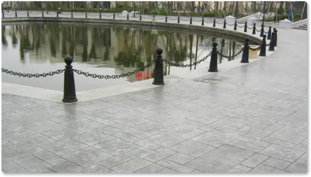 Concrete film pressing 01