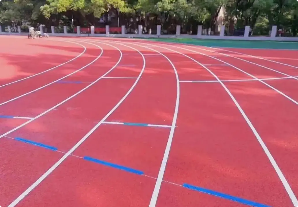 self-tightening plastic track 01